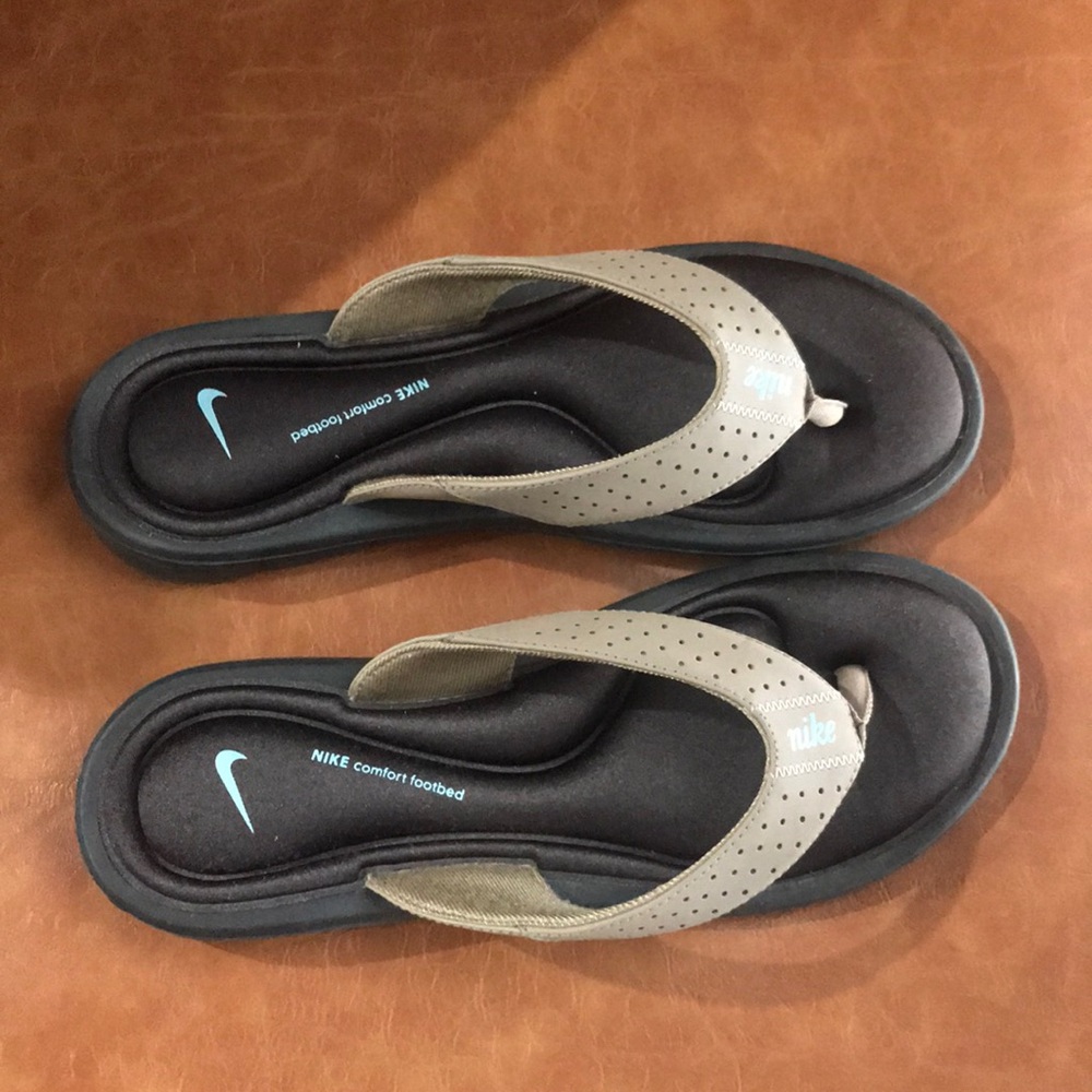 Nike comfort footbed